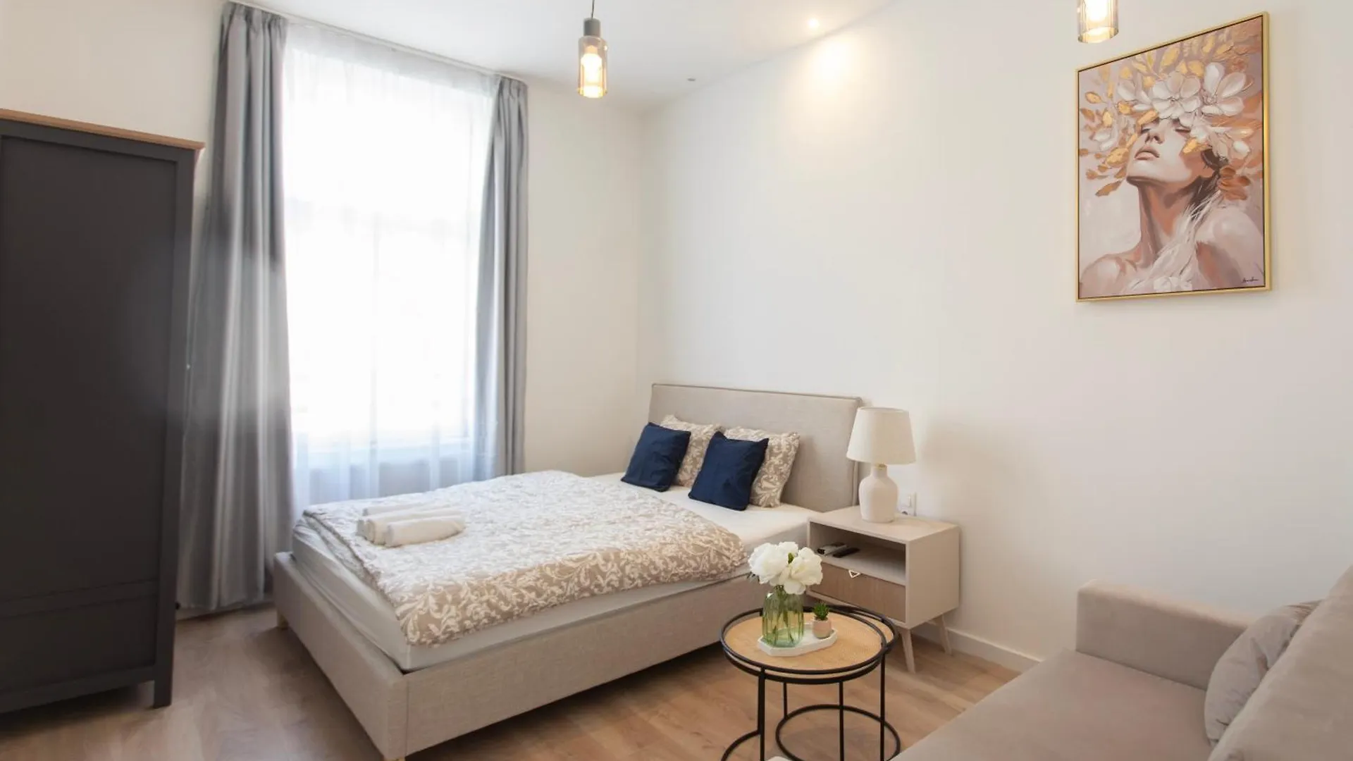 Apartment Artsy Central Elizabeth Boulevard Suites Budapest Ungarn